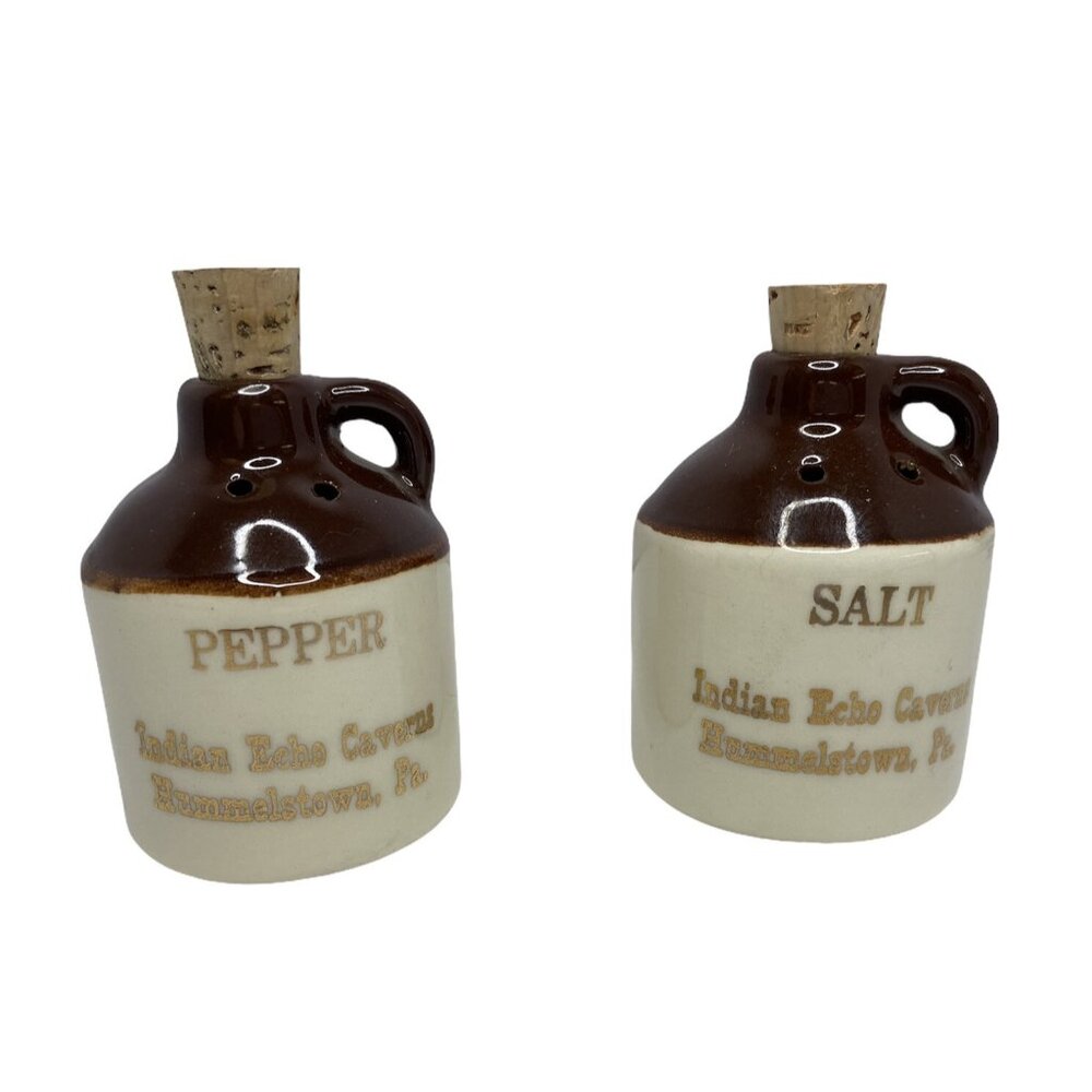 Vtg Souvenir Salt and Pepper Shakers from Hummelstown, PA Jug Salt & Pepper Set